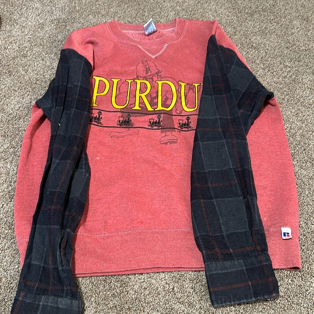 Urban Sweatshirt with flannel sleeves! Size XL! Good condition.